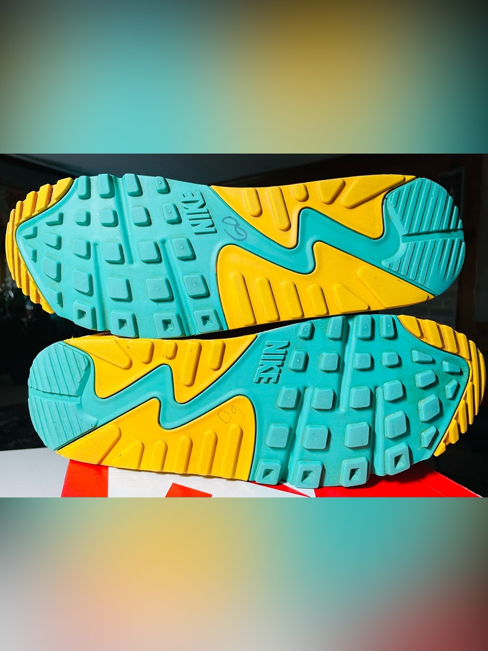 Nike Air Max 90 SE
Running Club
11.5M - Picture 12 of 14